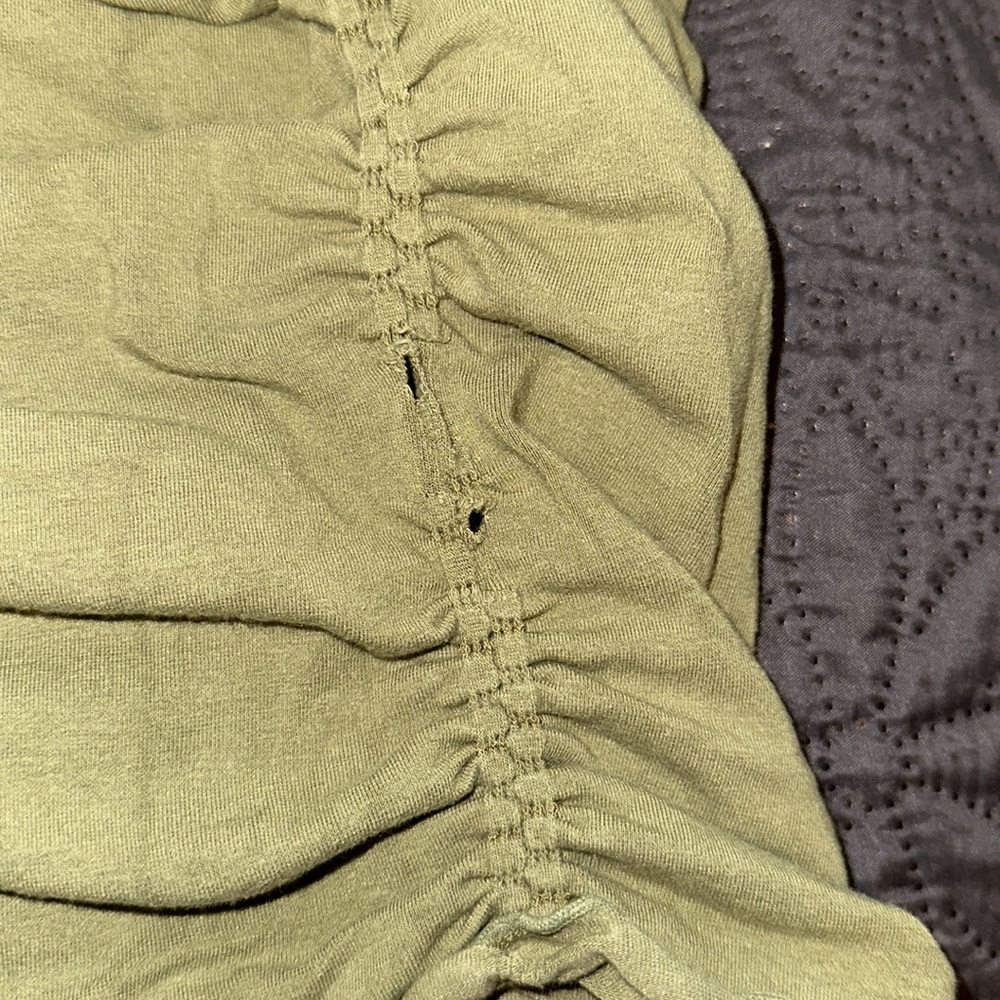 Fabletics Lounge Set - Picture 6 of 6